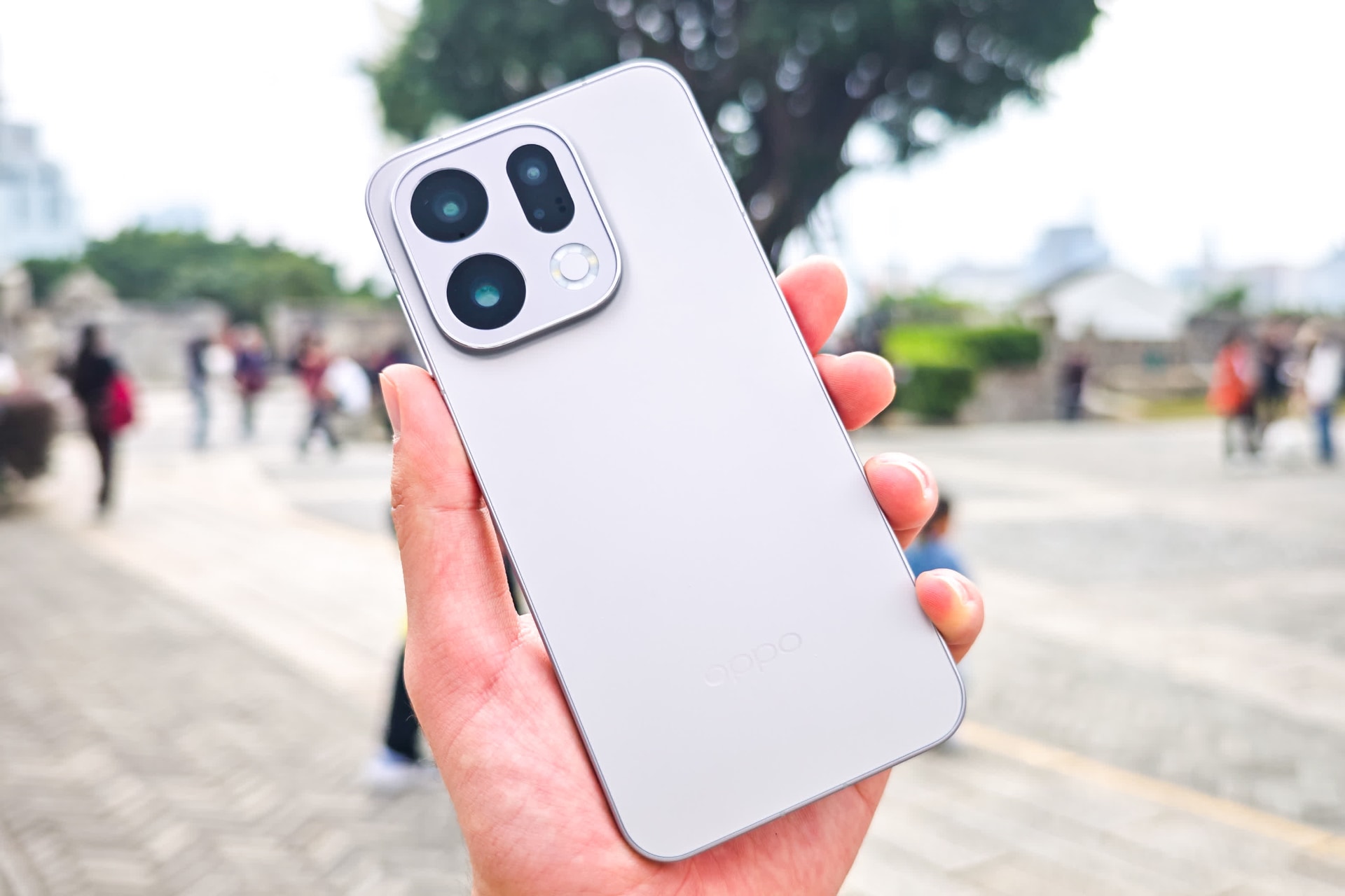 スマホ周辺機器まとめ｜充電・イヤホン・MagSafe・新機能を横断