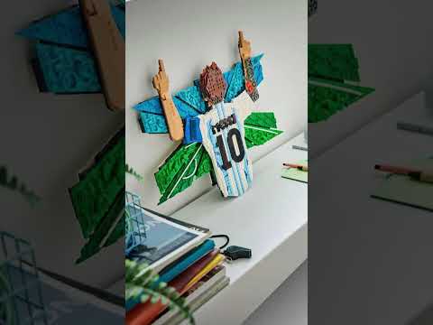 The LEGO Messi Set Looks SUPER Inappropriate… サムネイル