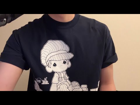僕、可愛いTシャツ着てるよ サムネイル