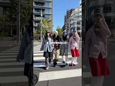 【え、まだ知らないの⁉️】大人気パッチワークパーカーに新色登場🌟shorts fashion wego outfit… サムネイル